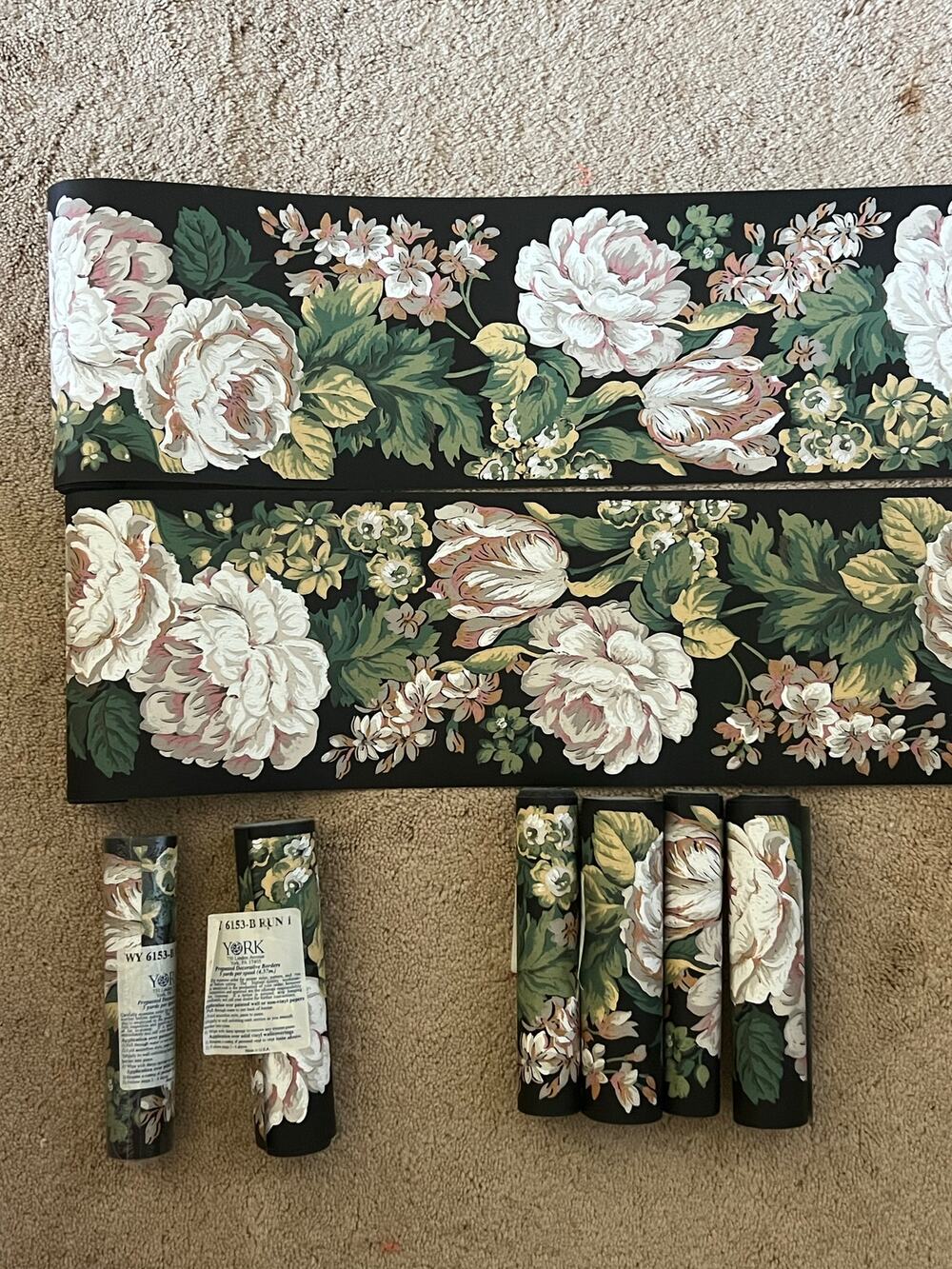 Vintage Floral Wallpaper border 21 YARDS, York, black w pink flowers